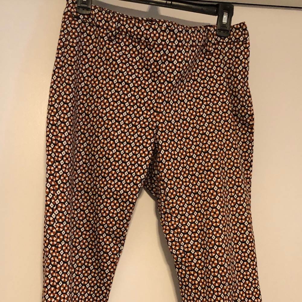 Ankle pants